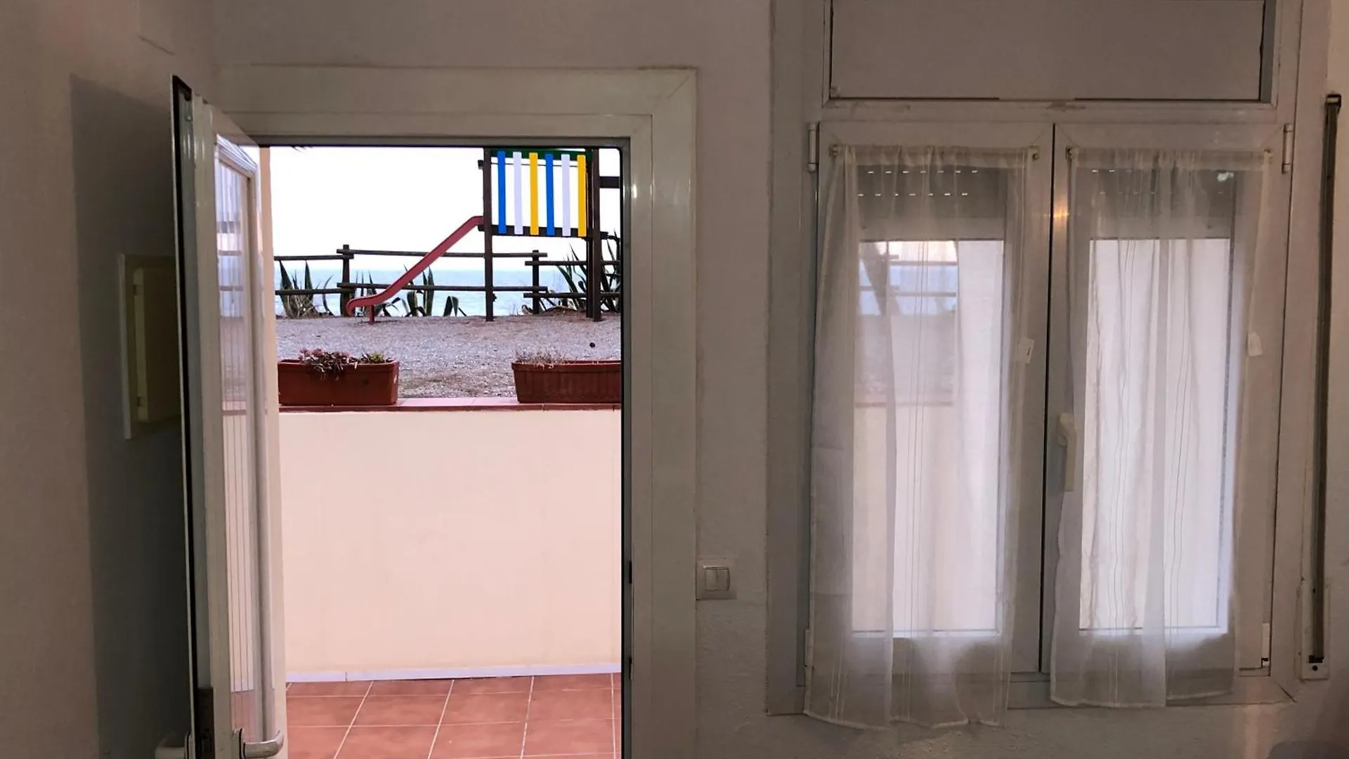 Veuras El Mar - Madrague Beach Studio 22 Διαμέρισμα Ρόζες